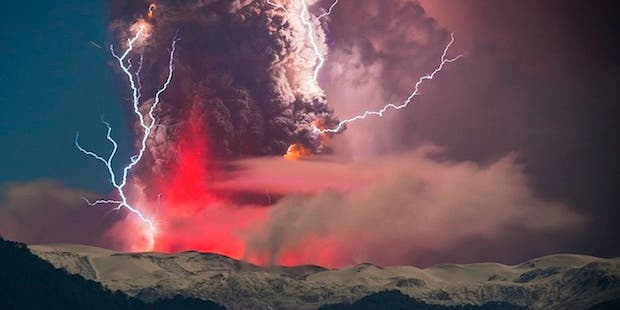 Interview: Francisco Negroni on His Volcano Lightning Photos Interview: Francisco Negroni on His Volcano Lightning Photos